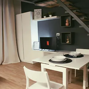 Yr - Citta Studi Apartament